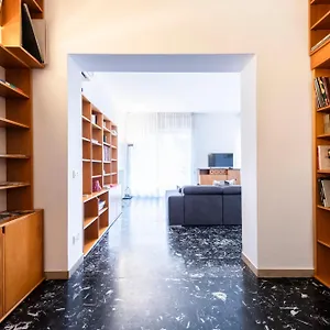 Riverview Luxury Flat Apartment
