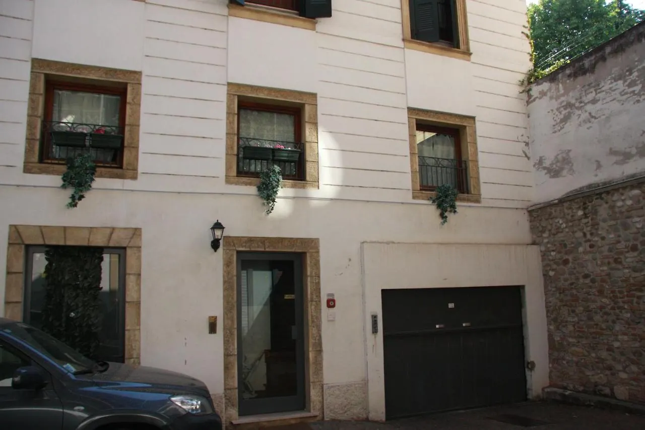 Rio Fiol Apartment Verona 0*,  Italy