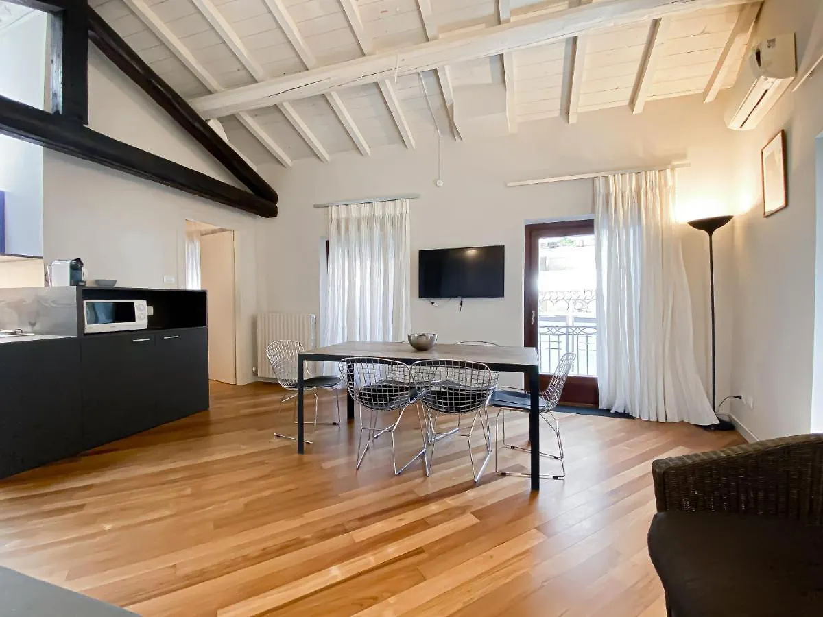 Rio Fiol Apartment Verona 0*,  Olaszország