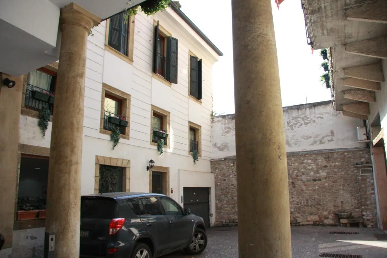 Rio Fiol Apartment Verona 0*,